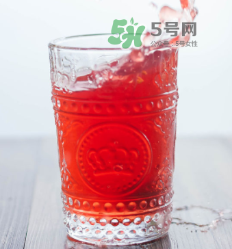 中暑能喝酸梅湯嗎？酸梅湯中暑能不能喝？