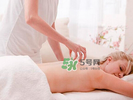 三伏天拔罐后多久可以洗澡？三伏天拔罐后注意事項(xiàng)