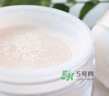 three散粉怎么樣？three自然植物透光散粉色號