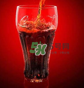 碳酸飲料放冰箱冷凍爆炸 碳酸飲料能放冷凍層嗎？