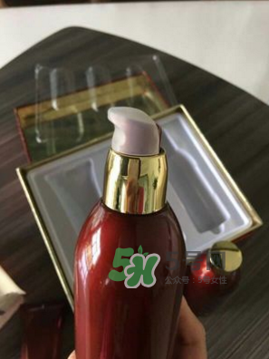 丸美巧克力絲滑系列適合什么年齡_什么皮膚？