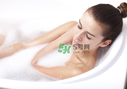 三伏天可以天天泡腳嗎？三伏天可以天天泡澡嗎？