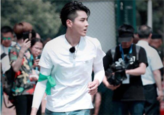 白色T恤染色了怎么辦?染色能修復(fù)小妙招