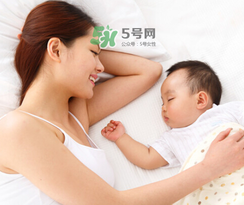 三伏天坐月子可以出門嗎？坐月子多久可以出門？