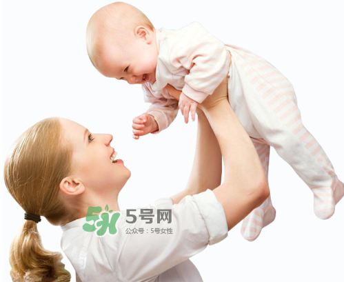 三伏天坐月子可以出門嗎？坐月子多久可以出門？