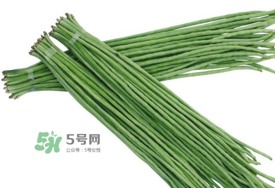 豇豆是什么樣的？豇豆是長豆角嗎？