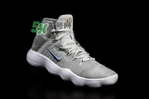 nike react hyperdunk 2017腳感怎么樣？hyperdunk 2017實(shí)戰(zhàn)測(cè)評(píng)