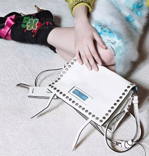 prada etiquette手袋多少錢？prada etiquette專柜價格