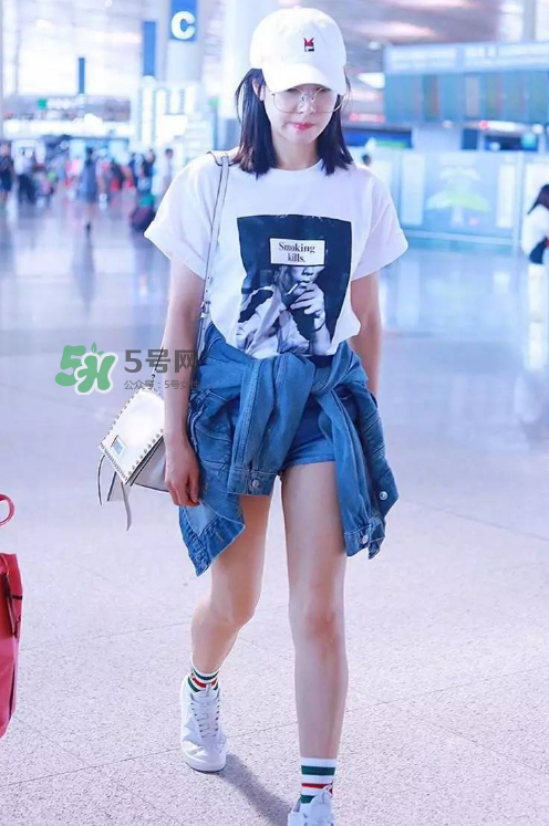 prada etiquette手袋多少錢？prada etiquette專柜價格