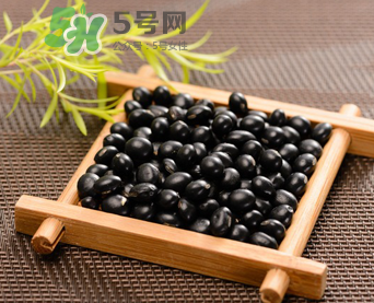 黑豆怎么吃促進排卵？什么時候吃黑豆促排卵？