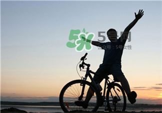 怎樣騎自行車能避免運動傷害?避免騎自行車傷害 怎樣騎自行車能避免運動傷害?避免騎自行車傷害