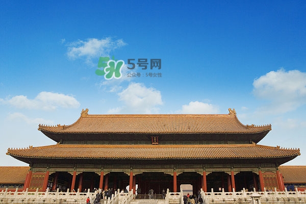 9月份穿什么鞋？九月份可以穿涼鞋嗎？