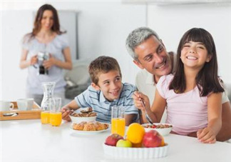 寶寶吃蝦不能和什么一起吃？寶寶吃蝦的注意事項