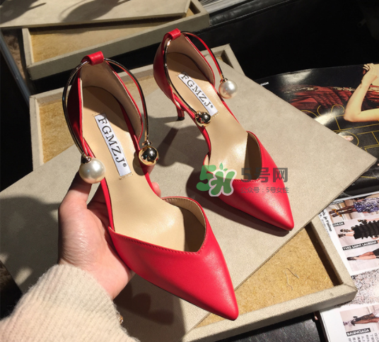 閏六月給老婆買什么？閏六月為什么要給老婆買紅鞋？