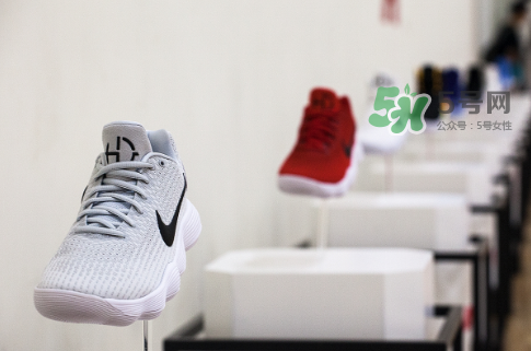 nike hyperdunk 2017尺碼怎么選？hyperdunk2017鞋碼正嗎？