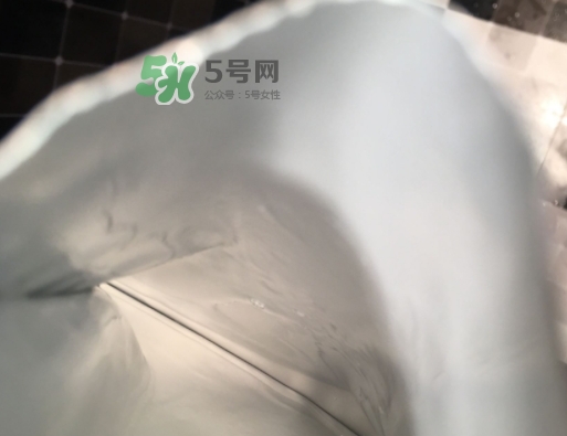 百雀羚小雀幸面膜有熒光劑嗎？百雀羚小雀幸面膜防腐劑