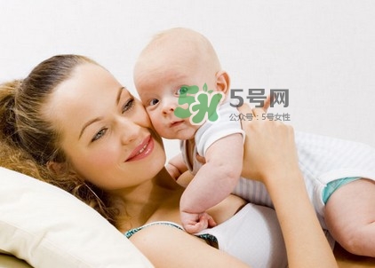 孩子大哭大鬧時該怎么辦 孩子渴望被關注的心理 孩子大哭大鬧時該怎么辦 孩子渴望被關注的心理