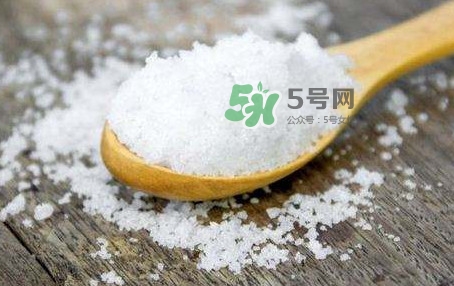 一天吃多少鹽合適？鹽吃多了有什么危害