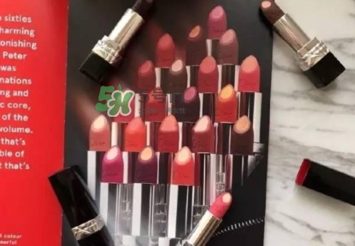 迪奧雙色夾心唇膏多少錢？dior迪奧夾心唇膏上市時(shí)間