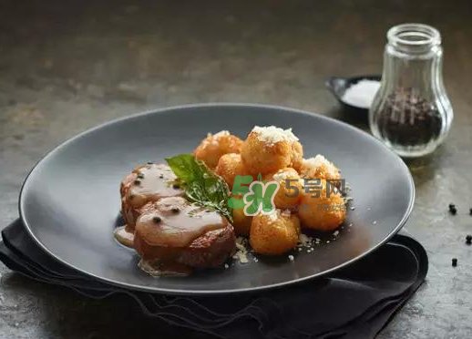 隔夜菜放冰箱能吃嗎？吃隔夜菜有哪些危害？