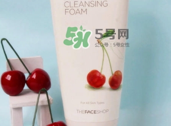 菲詩(shī)小鋪櫻桃泡沫潔面膏怎么樣_菲詩(shī)小鋪櫻桃泡沫潔面好用嗎 菲詩(shī)小鋪櫻桃泡沫潔面膏怎么樣_菲詩(shī)小鋪櫻桃泡沫潔面好用嗎