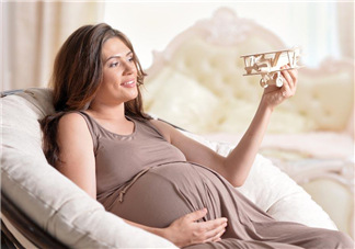 媽媽近視眼會(huì)遺傳給孩子嗎？媽媽是近視眼會(huì)遺傳嗎？