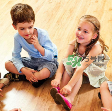 上幼兒園前應(yīng)該學(xué)會(huì)什么？上幼兒園前要學(xué)會(huì)什么？