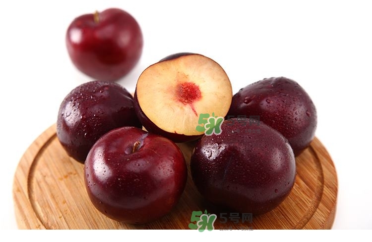 黑布林和紅布林哪個(gè)甜？黑布林和紅布林的區(qū)別