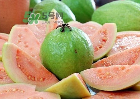 芭樂可以減肥嗎？吃芭樂可以喝牛奶嗎？