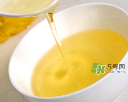 轉(zhuǎn)基因大豆油能吃嗎？轉(zhuǎn)基因大豆油有什么危害？