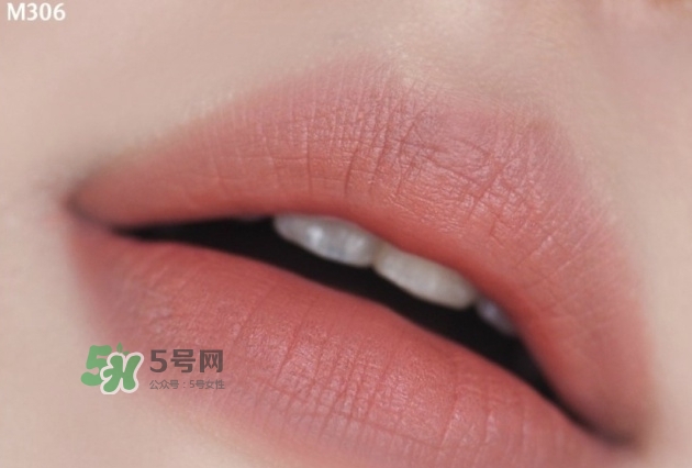 嬌蘭金管啞光唇膏怎么樣_嬌蘭金管啞光口紅色號試色 嬌蘭金管啞光唇膏怎么樣_嬌蘭金管啞光口紅色號試色