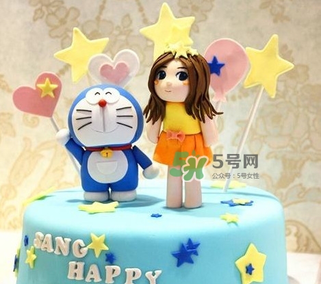 翻糖蛋糕制作都需要哪些？做一個翻糖蛋糕需要多長時間