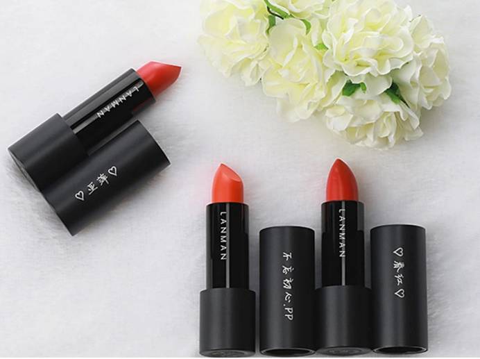 lanman爛漫口紅奧黛麗赫本紅 lanman爛漫口紅哪個顏色好看 lanman爛漫口紅奧黛麗赫本紅 lanman爛漫口紅哪個顏色好看