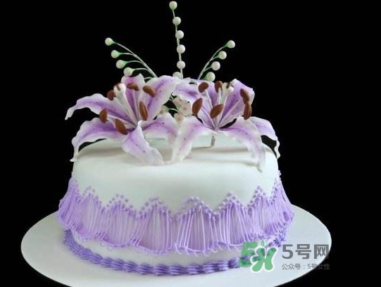 翻糖蛋糕多少錢(qián)一個(gè)？翻糖蛋糕多錢(qián)一磅？