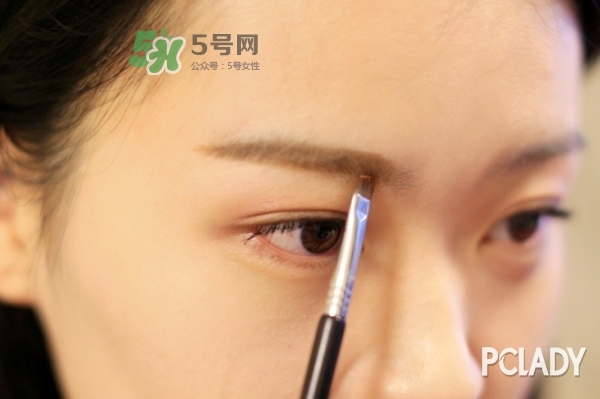 mac眉筆怎么用？mac魅可眉筆怎么削