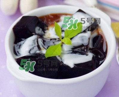 孕婦可以吃仙草凍嗎？仙草凍孕婦能吃嗎