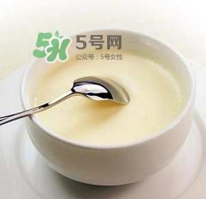 牛初乳粉什么時(shí)候吃最好？牛初乳粉的吃法是怎么樣的？