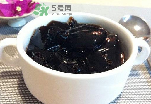 燒仙草會(huì)胖嗎？燒仙草對(duì)人有什么功效