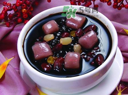 燒仙草會(huì)胖嗎？燒仙草對(duì)人有什么功效