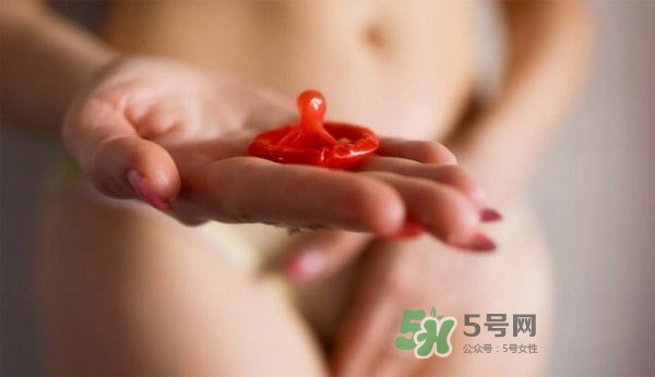 安全套越薄越好嗎？超薄避孕套會破嗎？