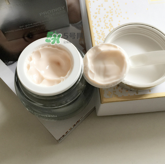 赫蓮娜至美溯顏菁華霜好用嗎？赫蓮娜至美溯顏菁華霜怎么樣？