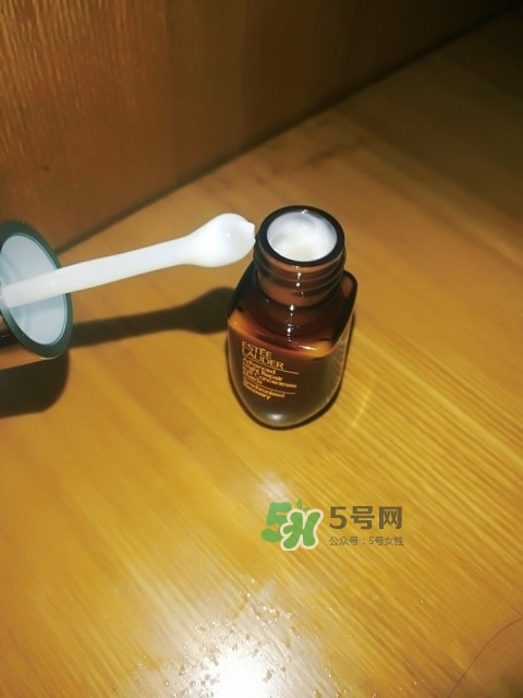 雅詩(shī)蘭黛小棕瓶眼霜效果怎么樣 雅詩(shī)蘭黛小棕瓶眼霜到底好不好