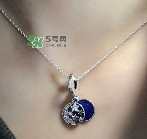 pandora復(fù)古夜空項(xiàng)鏈多少錢(qián)？潘多拉夜空項(xiàng)鏈專(zhuān)柜價(jià)格