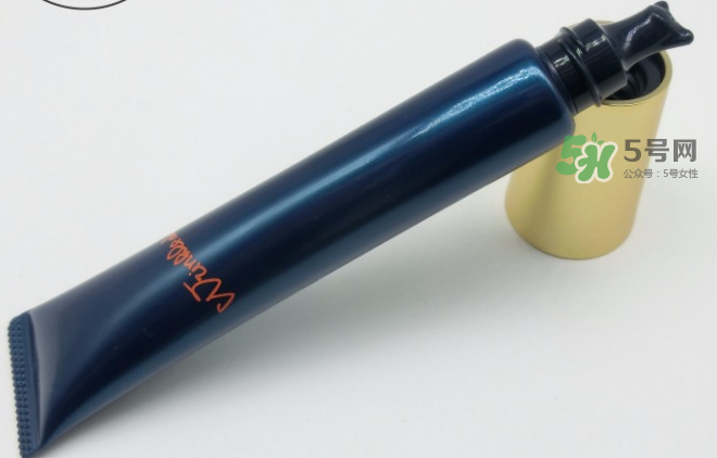 pola抗皺精華有效果嗎？pola抗皺精華按摩手法