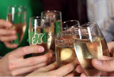 茅臺酒會不會過期??？茅臺酒保質(zhì)期多久