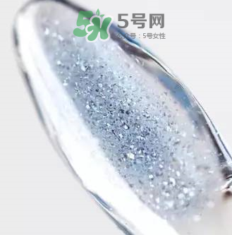 RMK星空唇蜜試色  RMK星空唇蜜怎么樣？