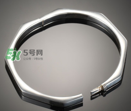 銀手鐲變黑了如何洗白？銀手鐲變黑怎么洗？