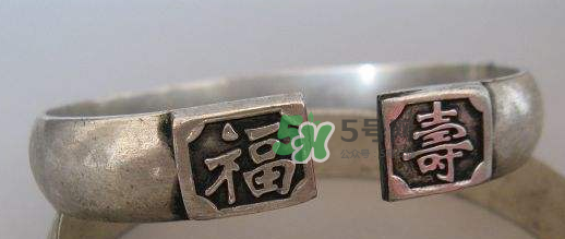 銀手鐲可以用牙膏洗嗎？銀手鐲可以用什么洗？