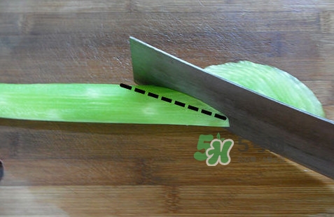 青筍怎么處理？青筍怎么切成菱形