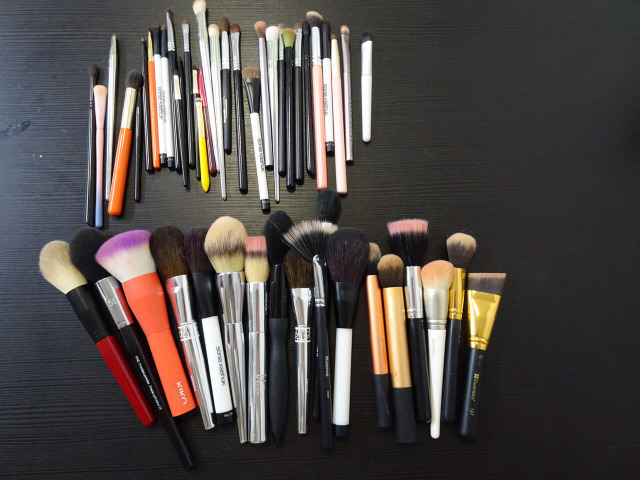 化妝刷怎么清洗干凈 化妝刷清洗后怎么晾干 化妝刷怎么清洗干凈 化妝刷清洗后怎么晾干